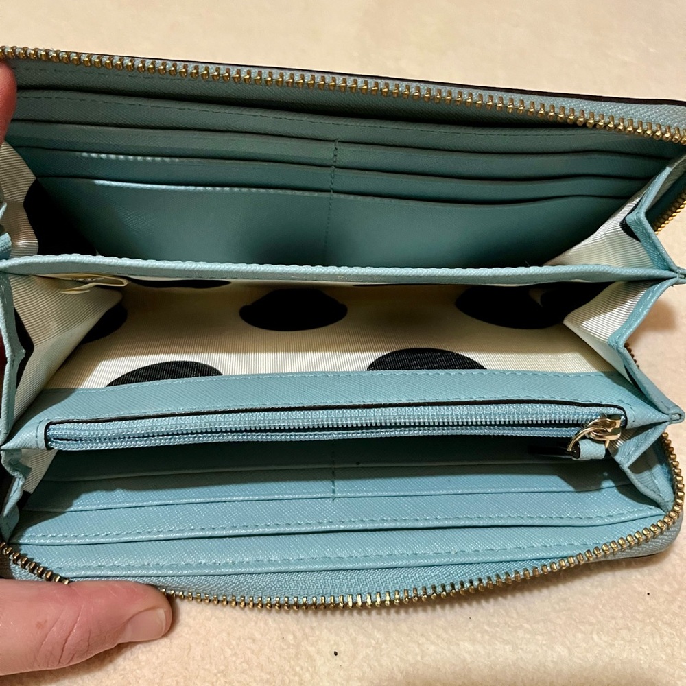 Kate Spade Zipper Wallet - Picture 2 of 8